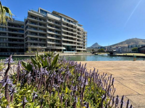 Waterfront Canal, 2 Bedroom Apartment
